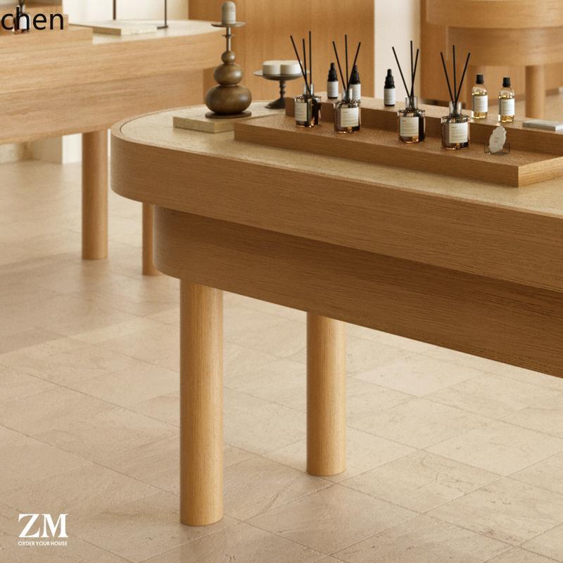 Stojak ekspozycyjny do sklepu  – Perfume In Fragrance Shop recenzja i cena